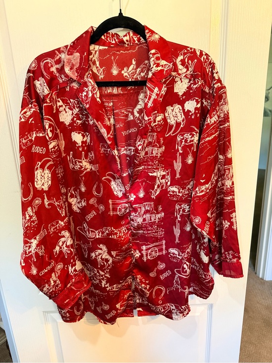 Vintage Tops - Vintage Red Western Print Button-Up Shirt Oversized with flaws